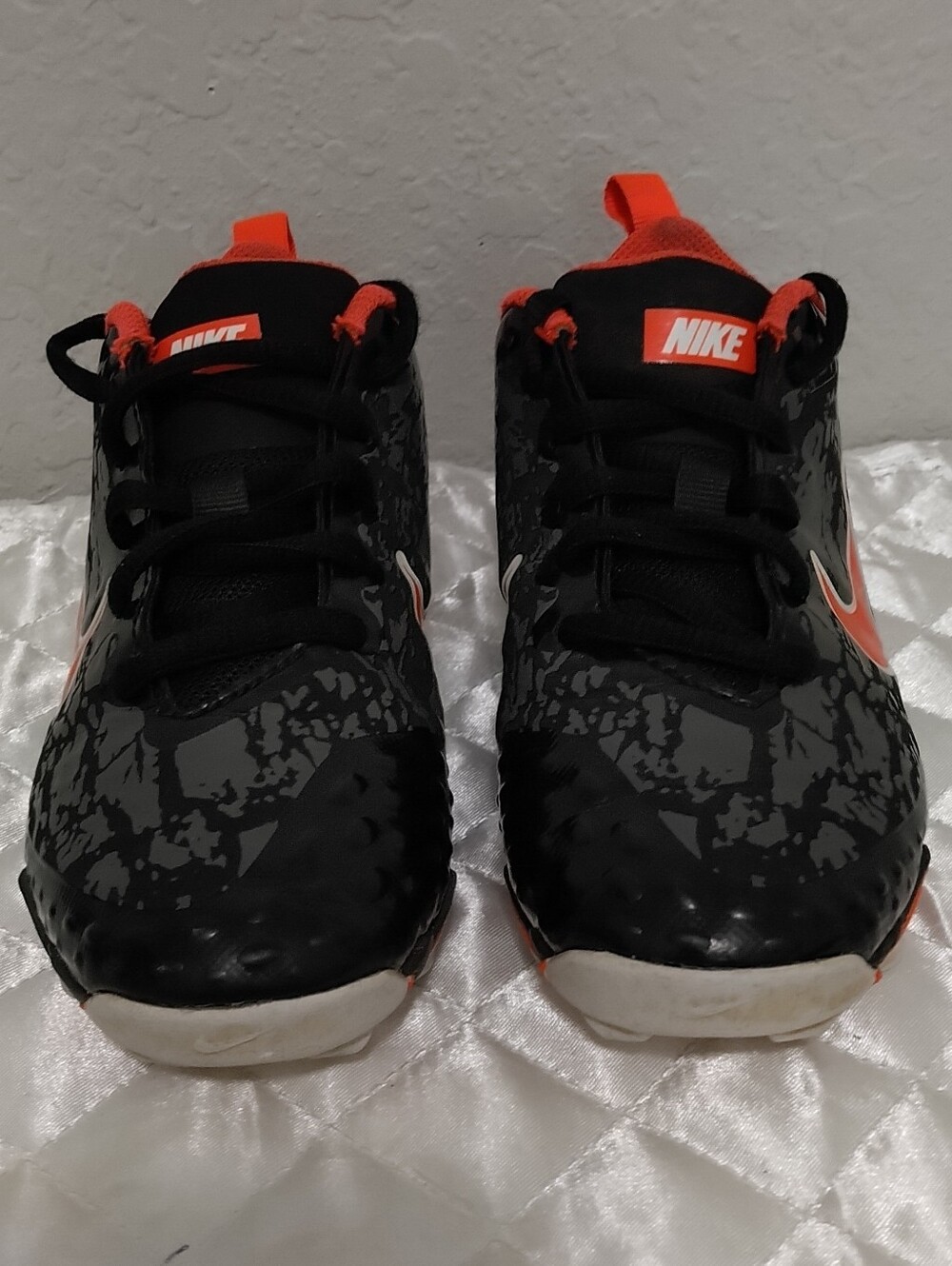Nike Kids Black and Orange Baseball Athletic Sneakers with Orange Accents